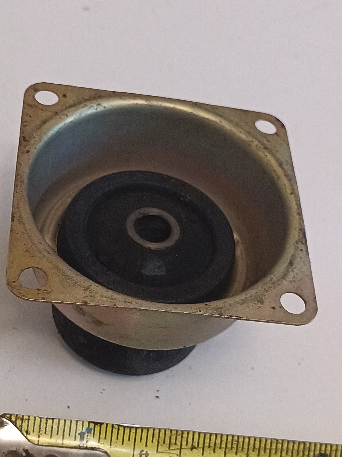 3″ x 3″ x 2.38″ bolt down vibration damping dampening mount 6008K71 90 lb