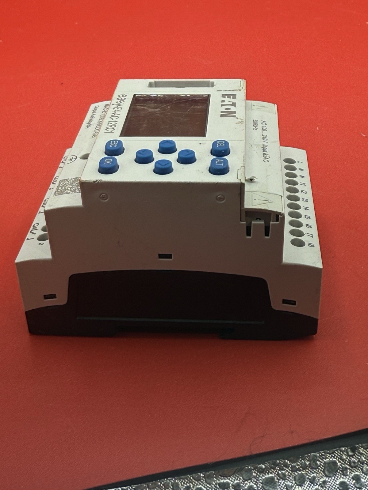 EATON EASY-E4-AC-12RC1 CONTROL RELAY 100-240VAC 50/60HZ 8A G2A