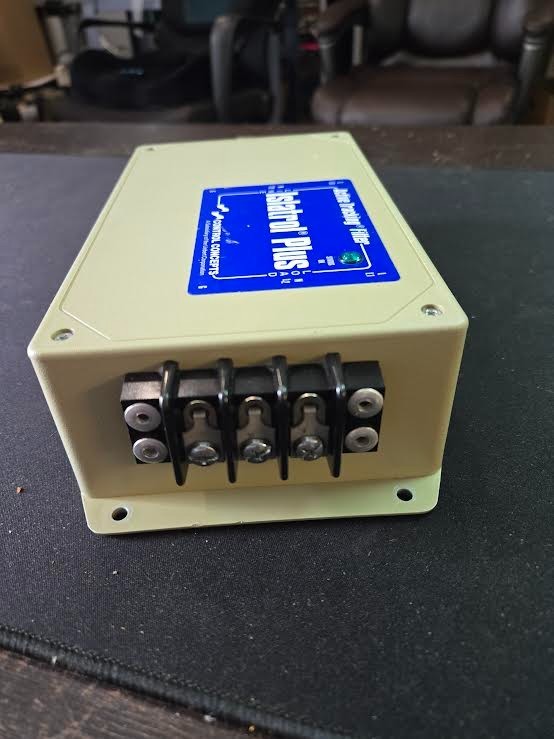 IC+130 CONTROL CONCEPTS ISLATROL PLUS ACTIVE TRACKING FILTER 120V 30A NEW $275