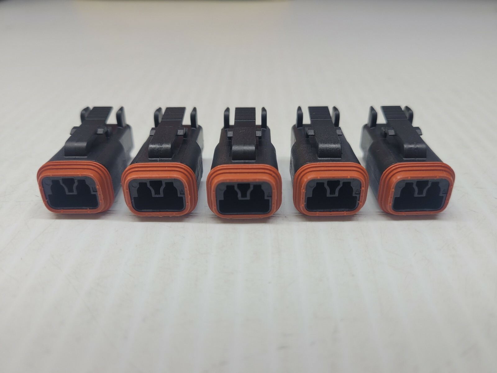 5ct Deutsch DT06-2S-P012. 2 Position Rectangular Housing
