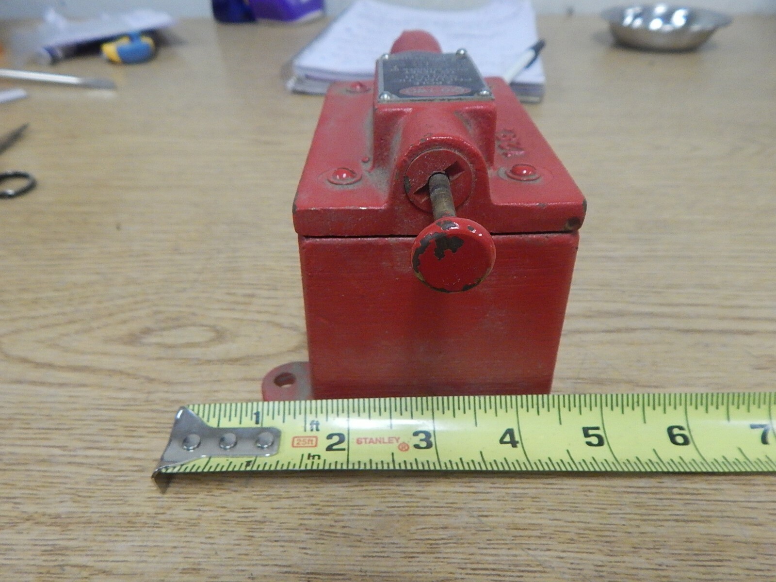 FYR-FYTER C-O-TWO 54957 Pneumatic Switch No. 2 1281 *FREE SHIPPING*