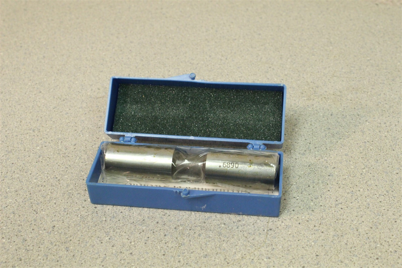 NEW Deltronic .6890 Plug Gage *FREE SHIPPING*