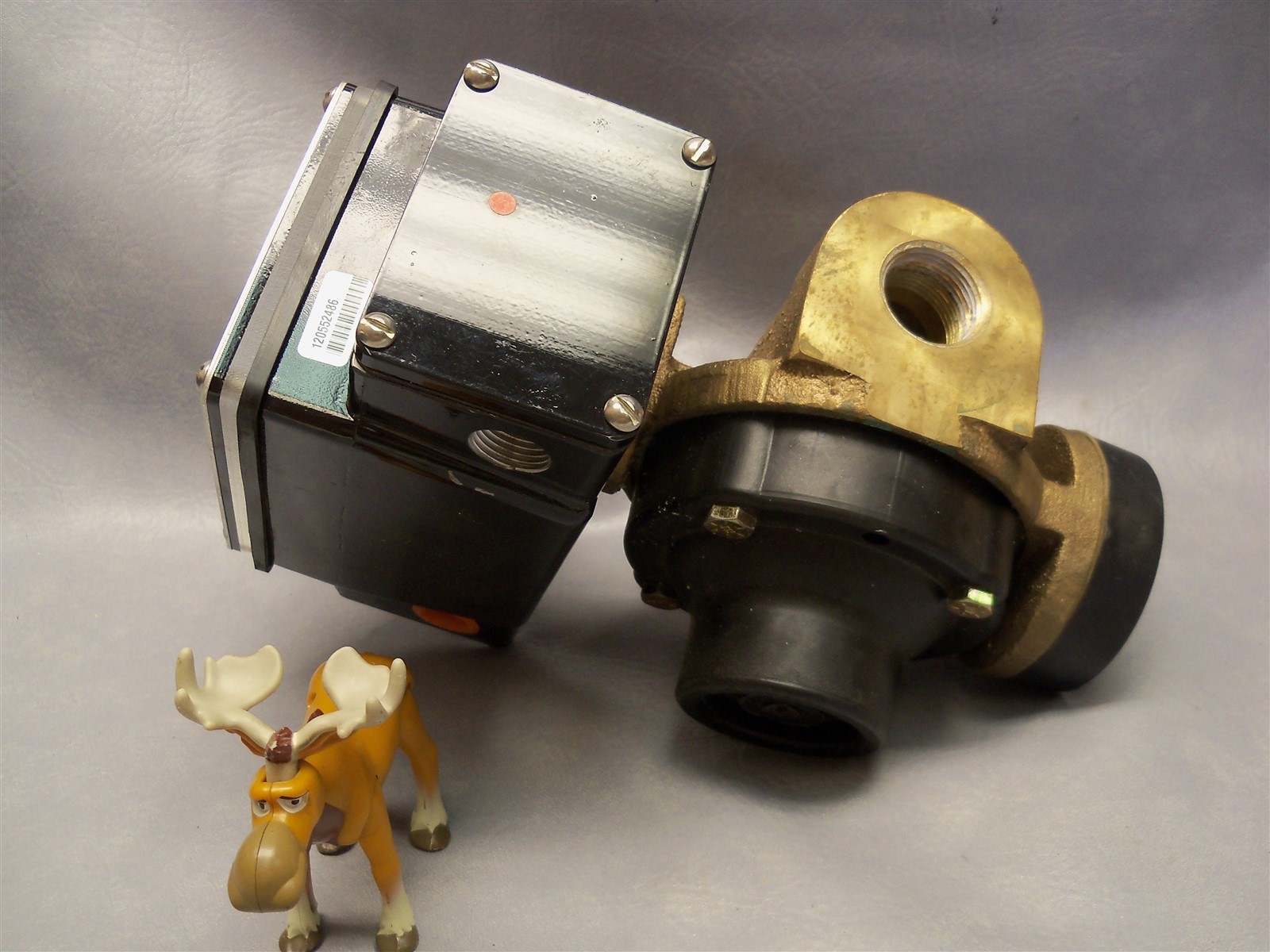 MN-BSB80LM-8-32V1.0-TTL0WL Universal Flow Monitor UFM