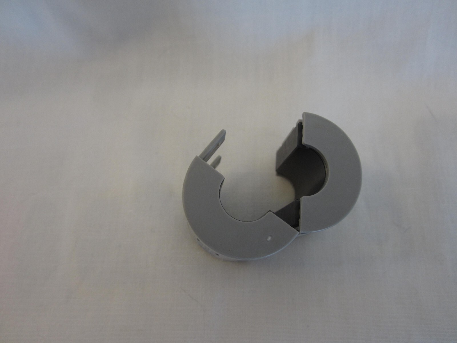 TDK ZCAT3035 1330 BK Hinged Snap On Chassis Mount Ferrite C