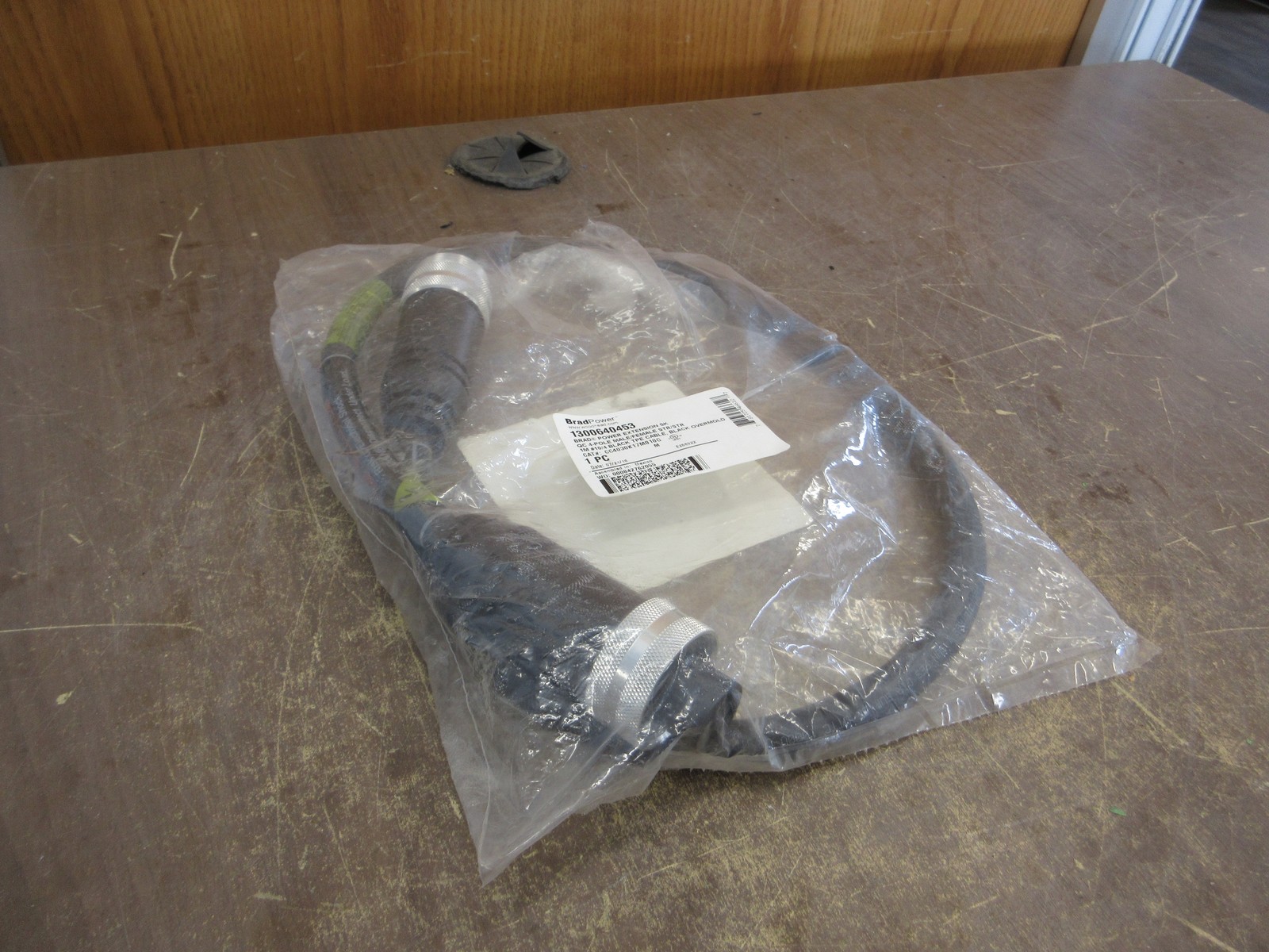 Woodhead BradPower Extension Cordset CC4030K17M010G Length: 1m New Surplus
