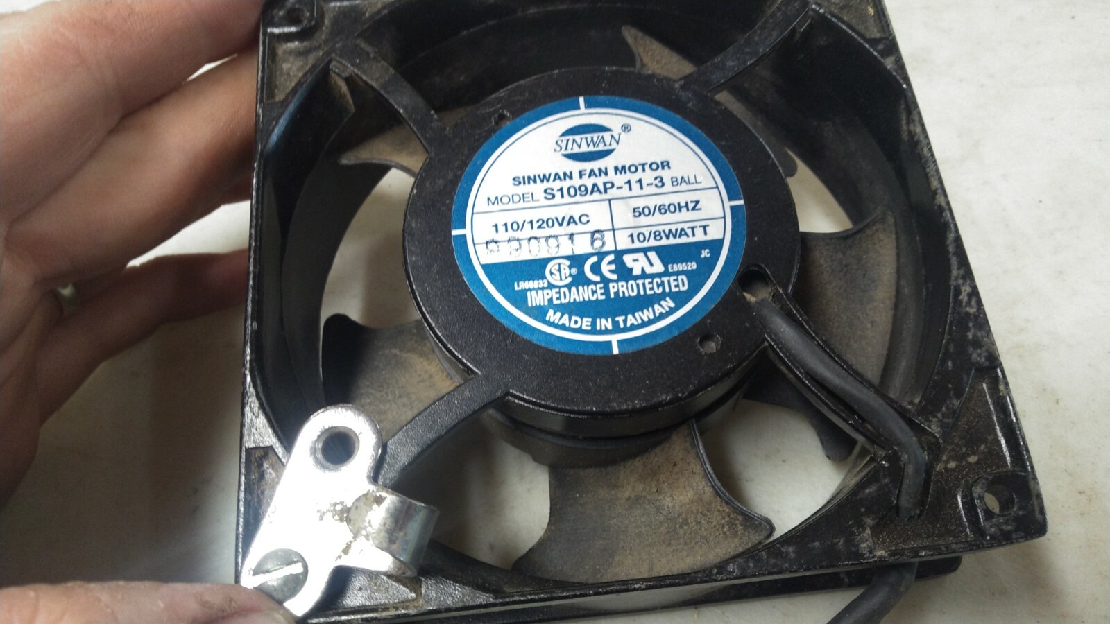 Sinwan Fan Motor Model: S109AP-11-3 Ball 110/120VAC