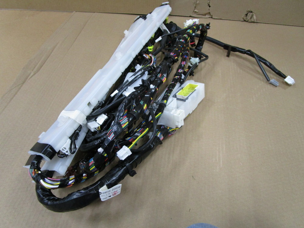 Nissan 24014-ZW03B Body Harness 24014ZW03B