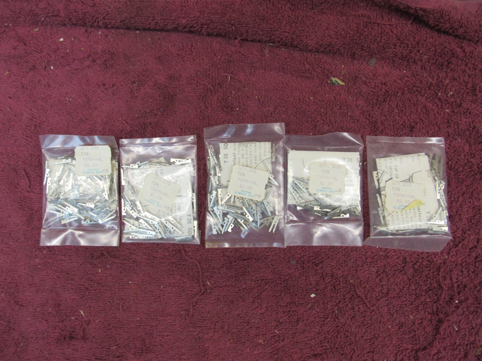 500 NOS NIP Vector Electronics T28 Silver Push in Terminal