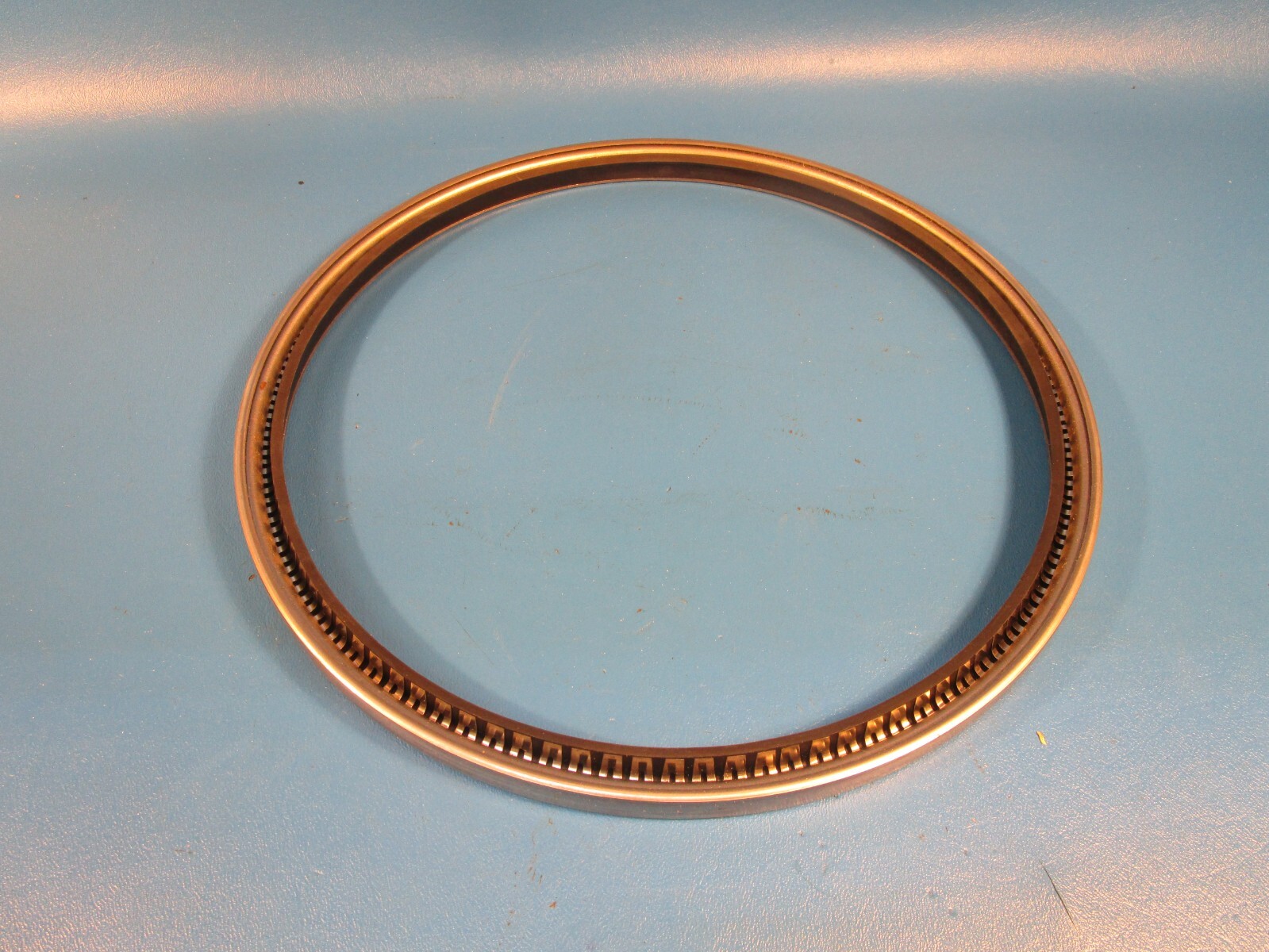 Garlock 21086 3660, Klozure® 53×3660 Oil Seal, 10″ Shaft Dia., 11″ OD, 0.563″