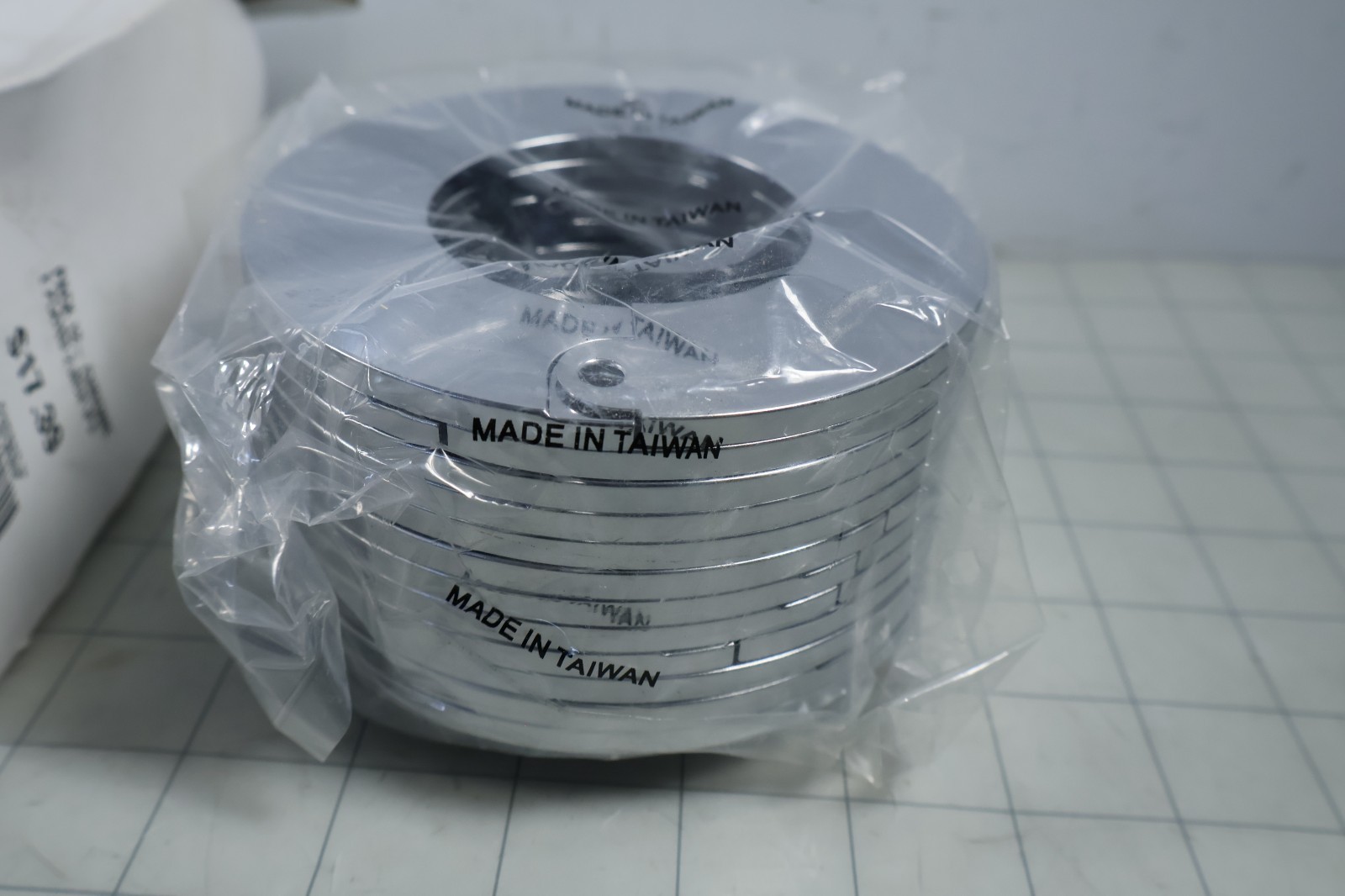 12-pack Jones Stephens F02200 2″ IPS Floor & Ceiling Plate Chrome Plated NEW