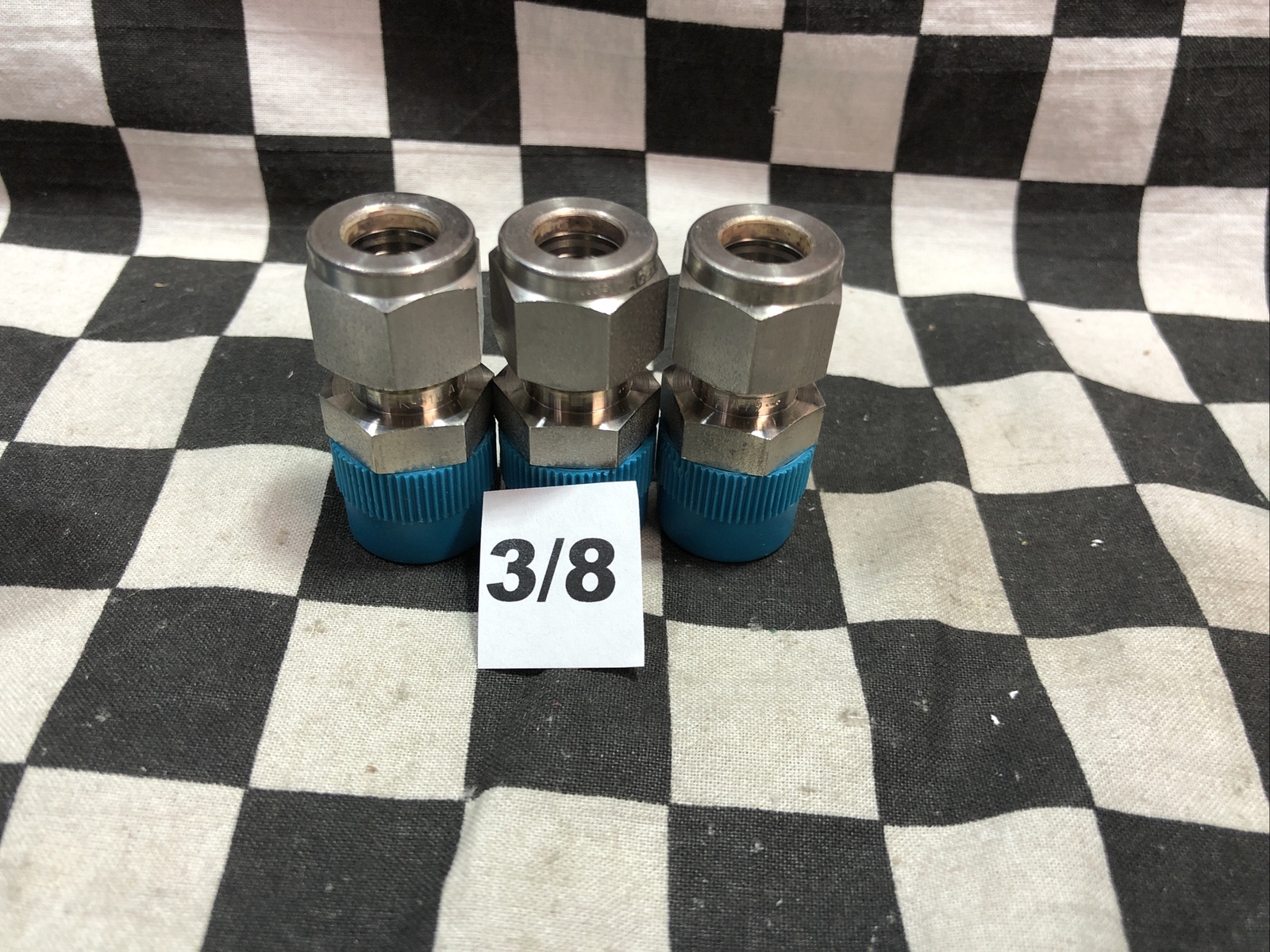 SWAGELOK MALE CONNECTOR, SS-400-1-8, SS-600-1-6, SS-400-1-4, LOT OF 7 #122Q17