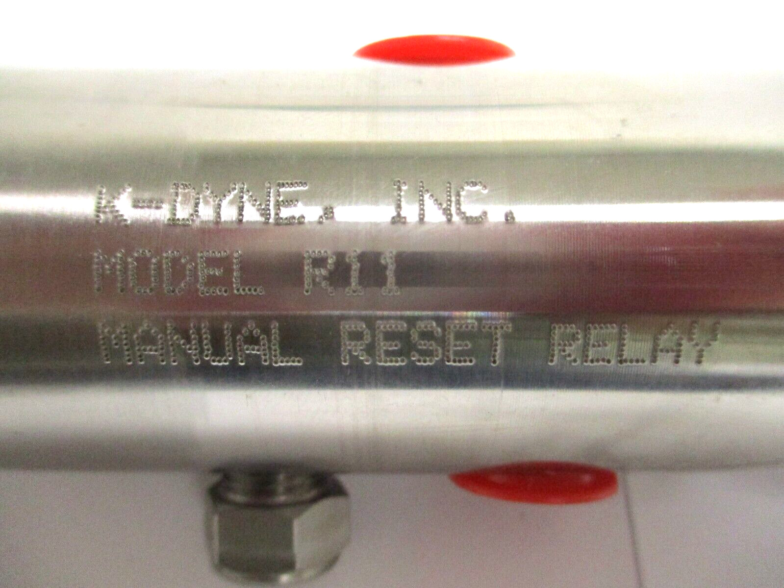 K-DYNE , R11 , 1/4″ FNPT MANUAL REST RELAY , SURPLUS