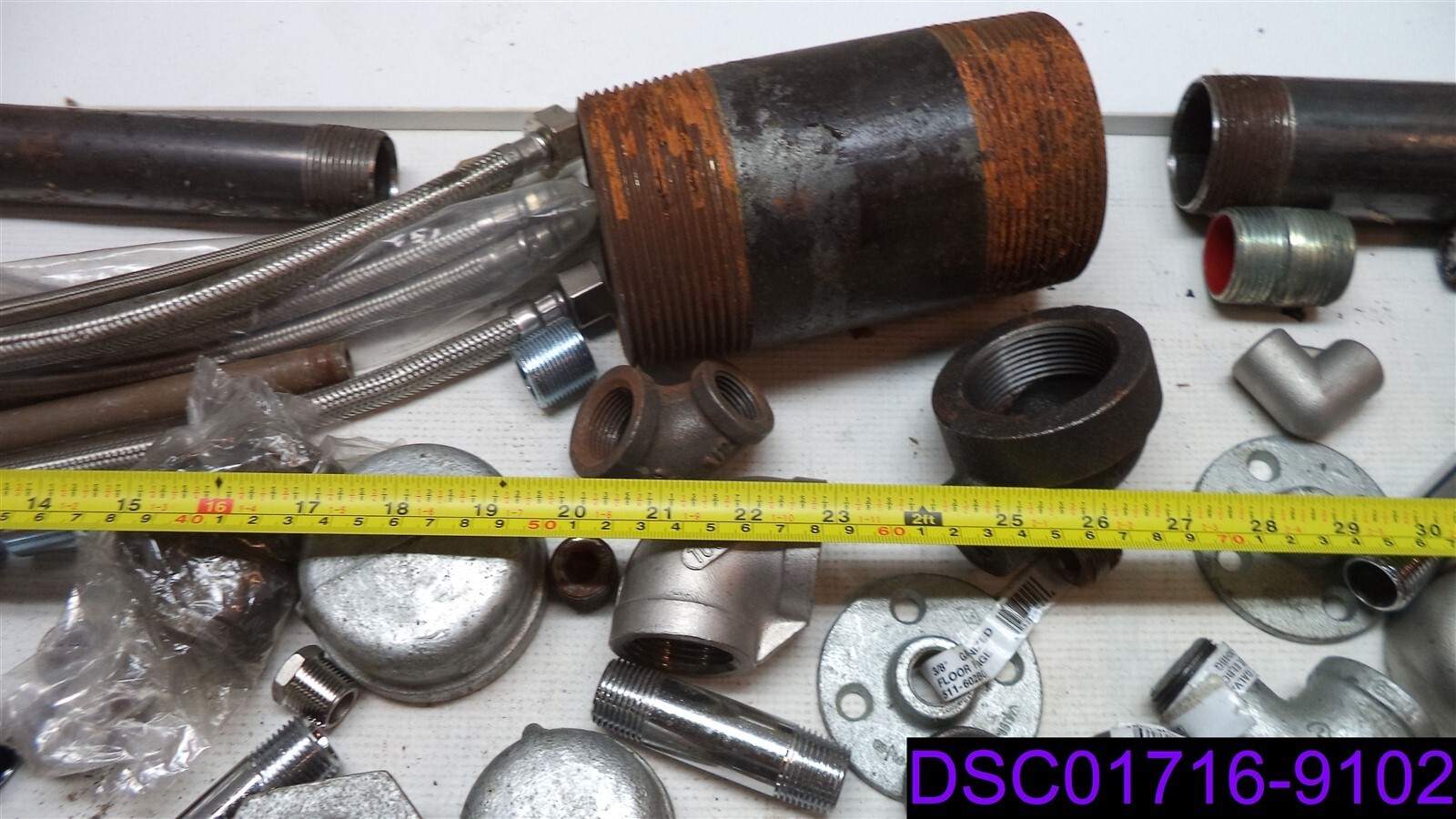 Qty = 99: Mixed Lot of Metal Pipe Fitting & Stainless Flex Hoses Many Sizes