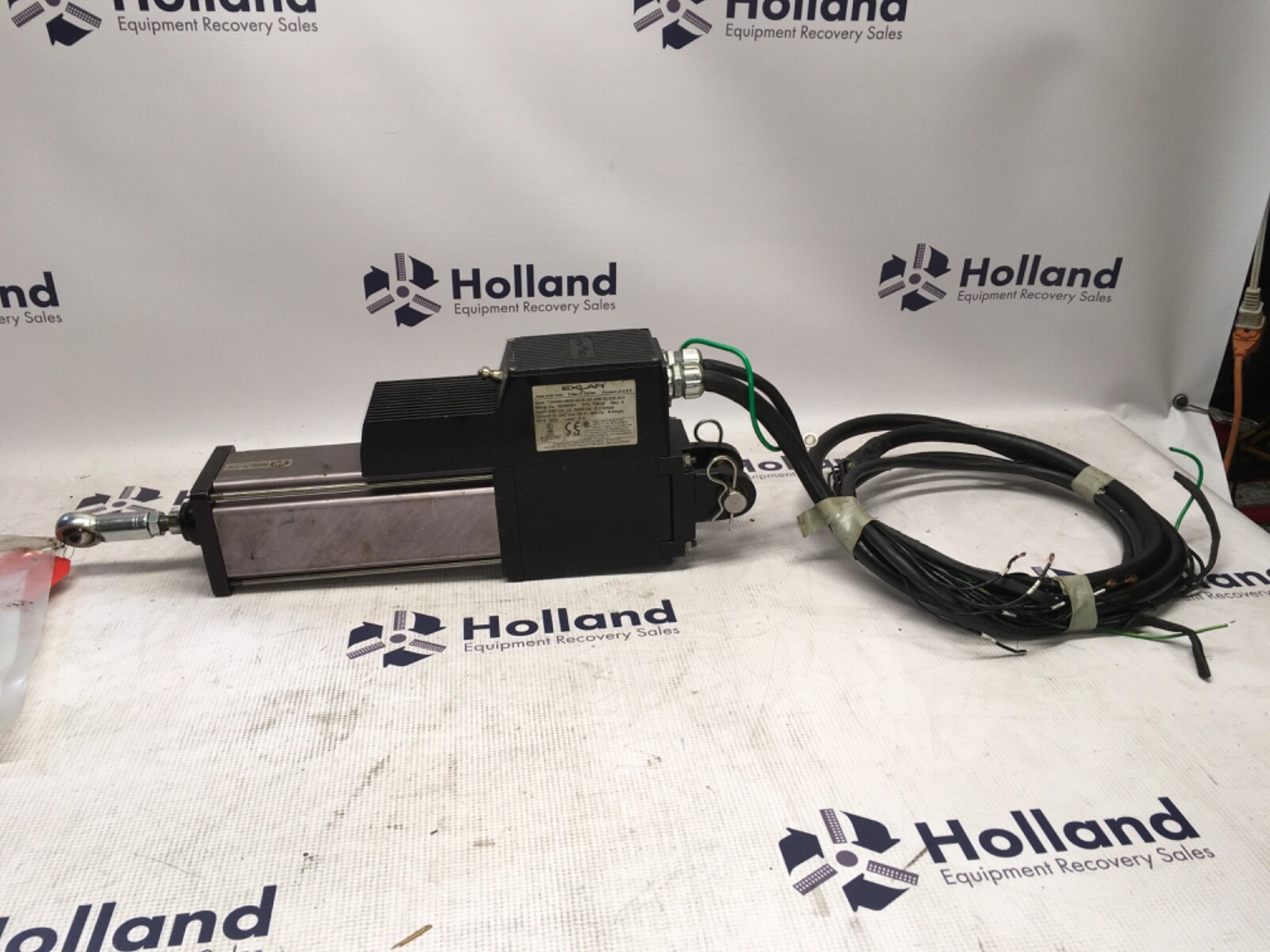 EXLAR Servo actuator, T2M090-0605-NCM-AF-238-30-230-SIO, 3000rpm, JMS-7