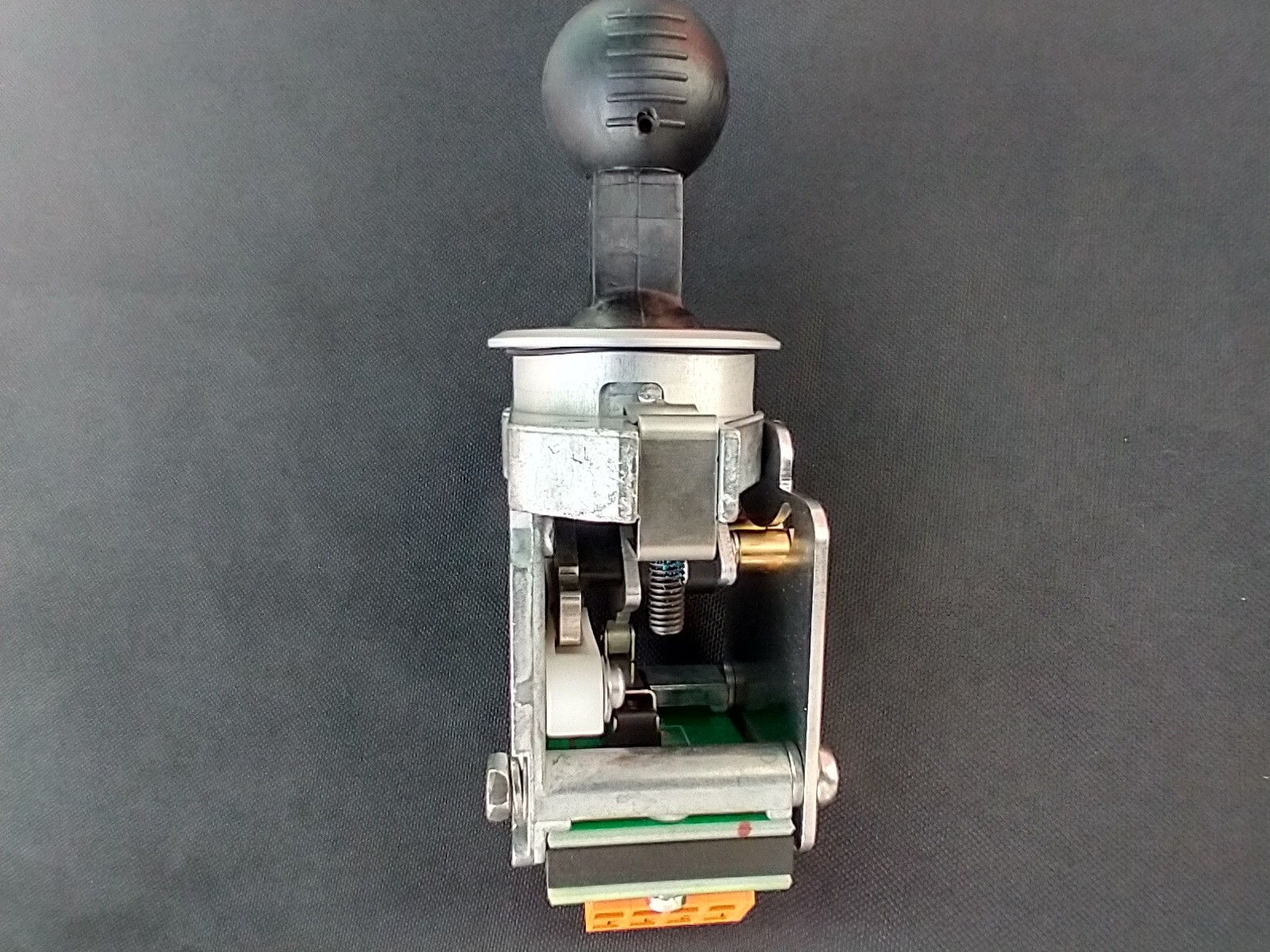 D-74221 s41-5-1-ms37 W. Gessmann Leingarten