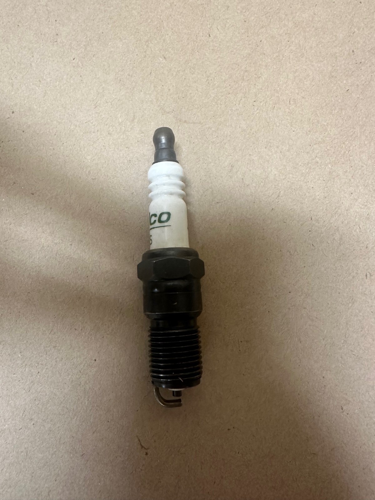 ACDelco R44LTS Spark-Plug, Box of 4 *NEW*