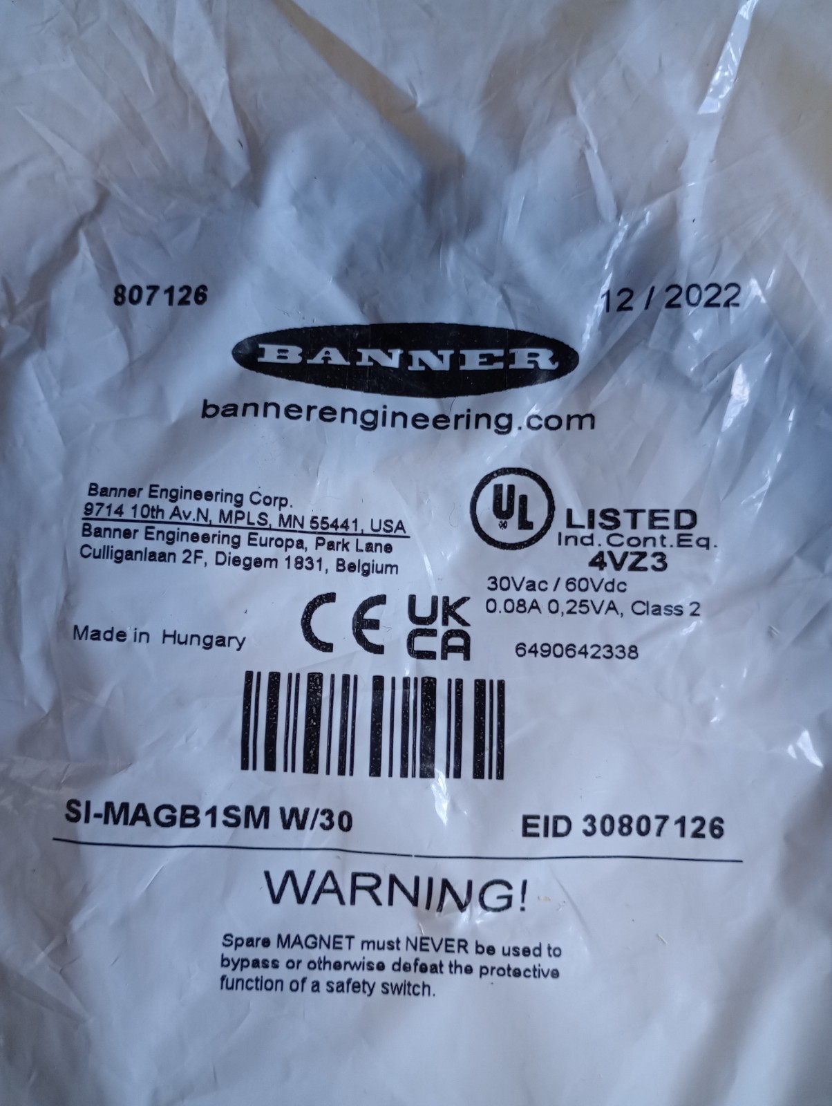 Banner 807126 SI-MAGB1SM W/30 Safety Switch Kit 30Vac/60Vdc 0.08A 0.25VA, Class2