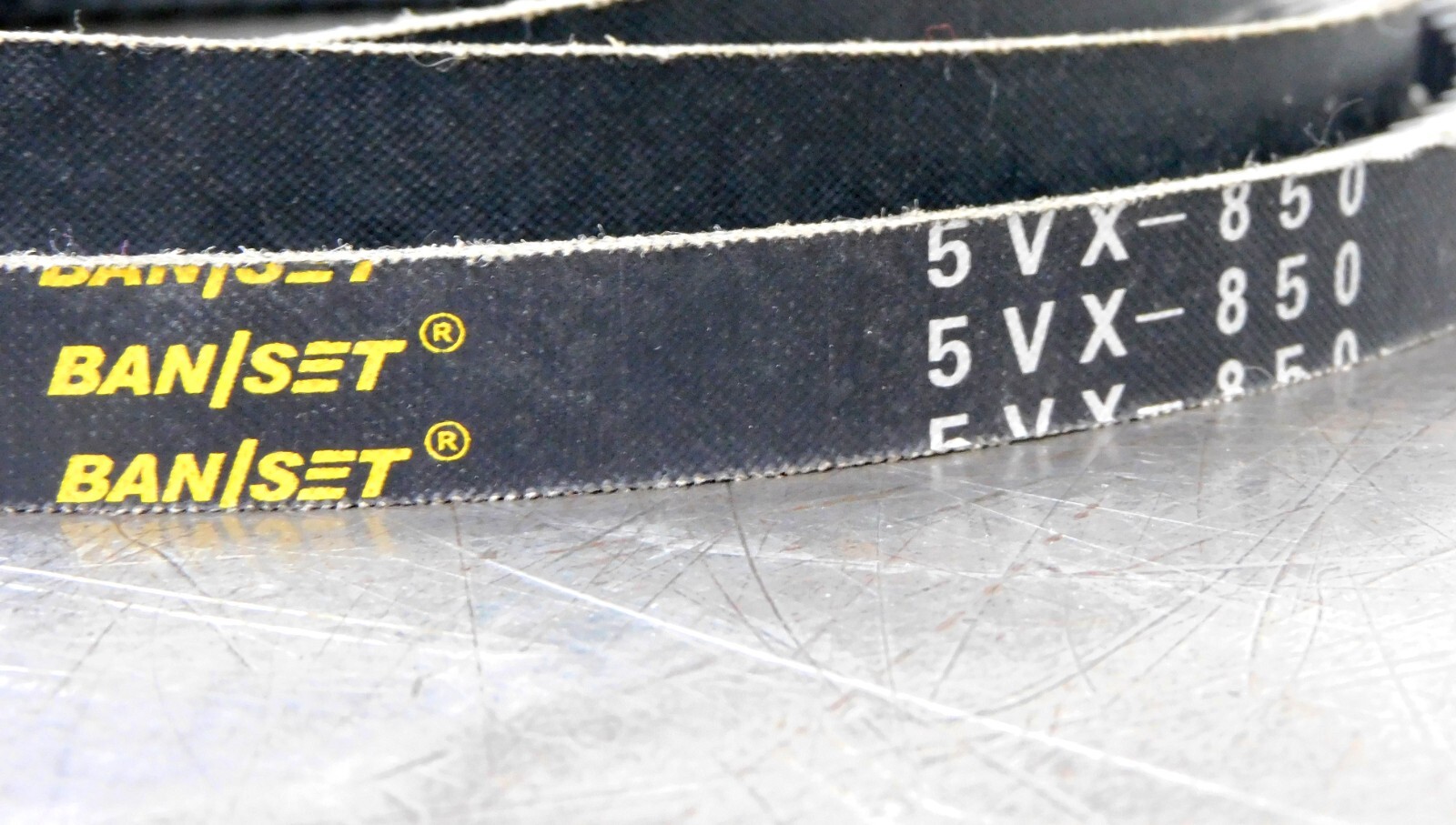 Bando – 5VX-850 Ban/Set Power Ace Cogged Wedge V-Belt Matched Lot of Five (5)