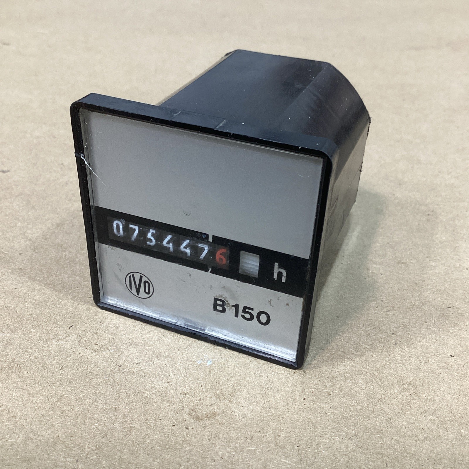 IVO COUNTING UNIT B150 CNC EDM