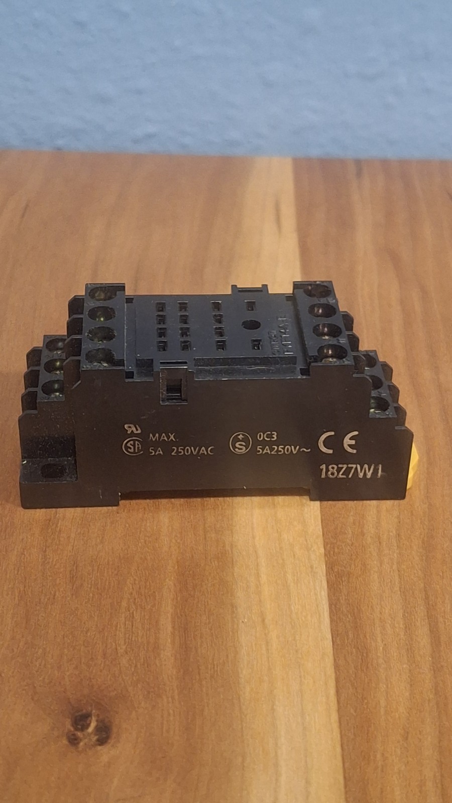 Lot Of 3 – Philips ECG Component RLY9106A Surface Mount 14 PIN Blade Socket