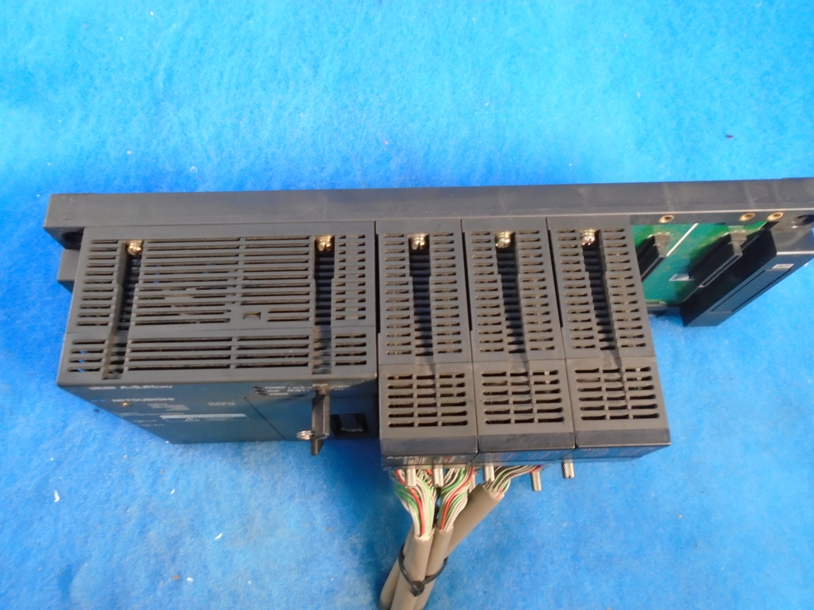 MITSUBISHI GP070-MD11 MELSEC PLC RACK 1YR WARRANTY