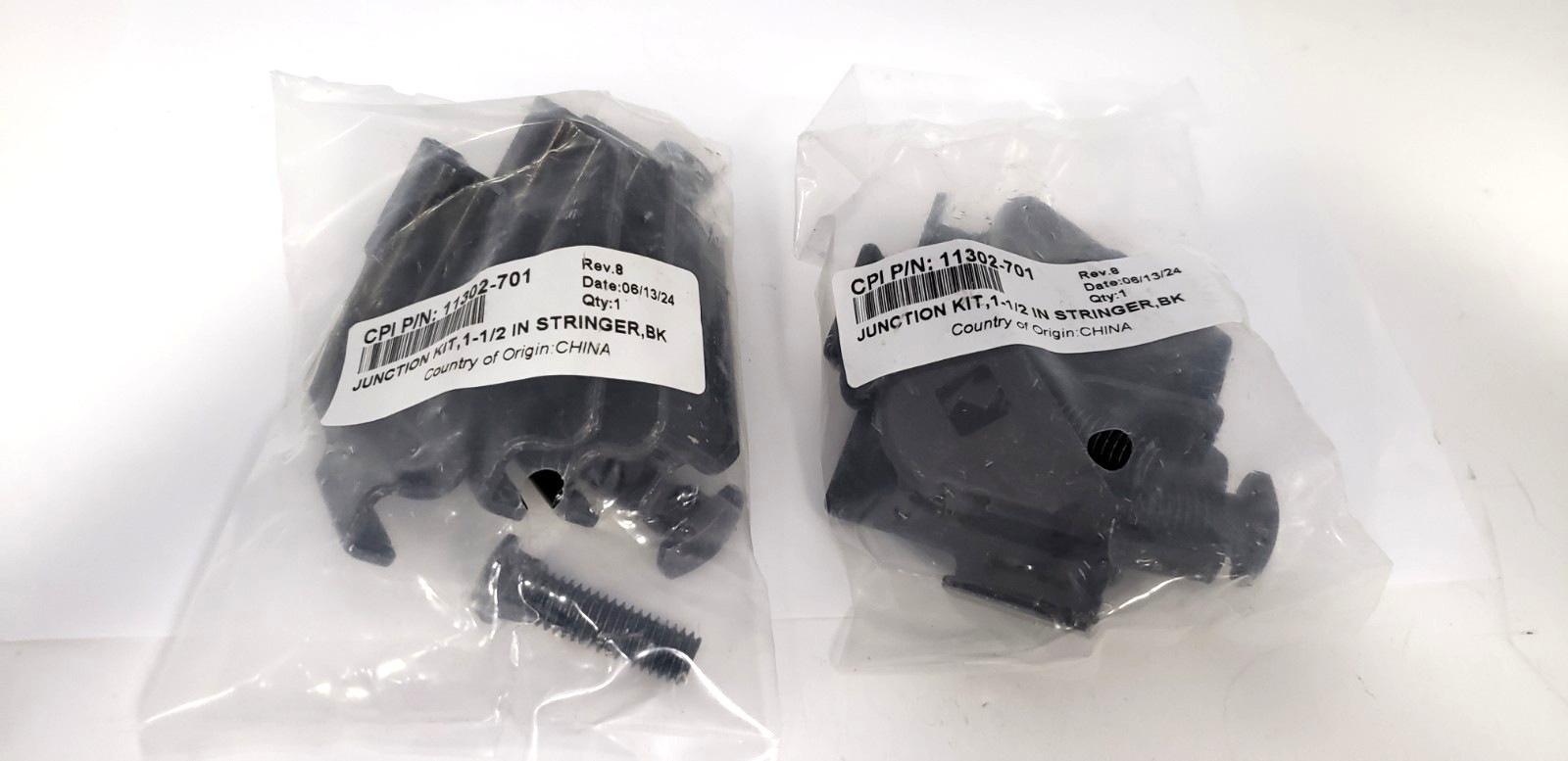 CHATSWORTH PRODUCTS 11302-701 JUNCTION KIT, 1-1/2″ STRINGER (LOT OF 2) NIB
