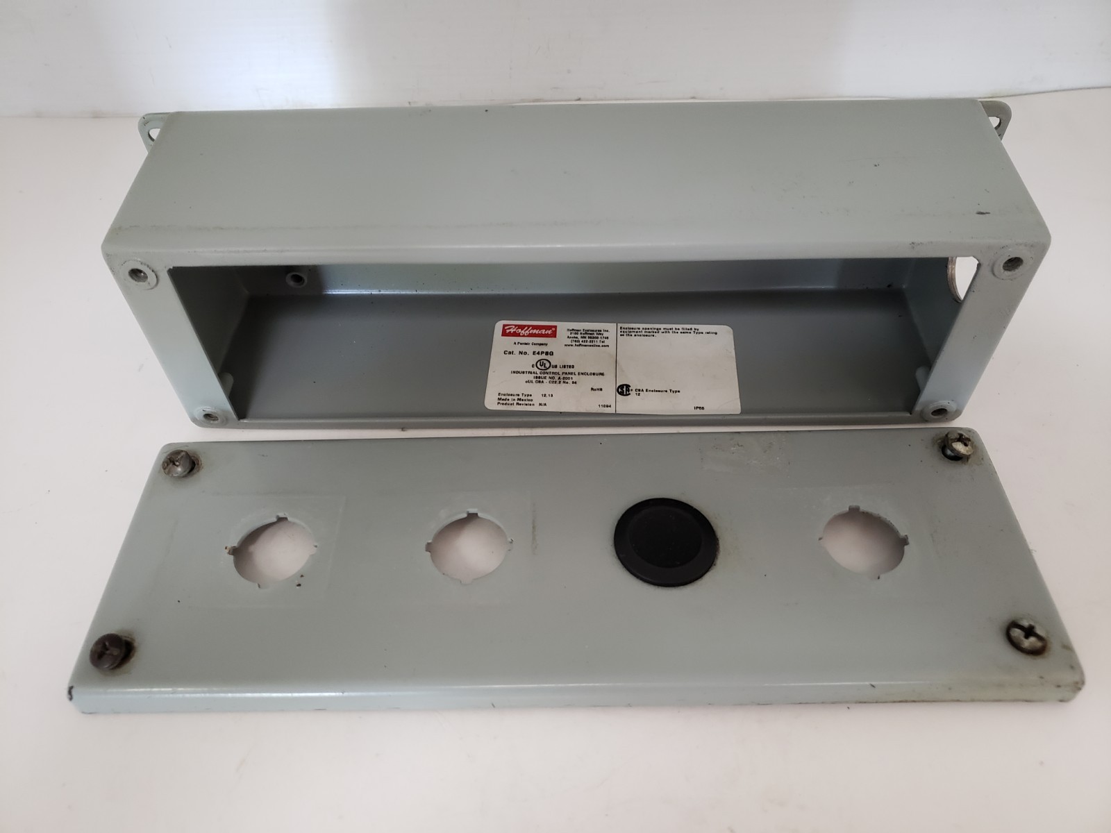 HOFFMAN E4PBG PUSHBUTTON ENCLOSURE 4 HOLE