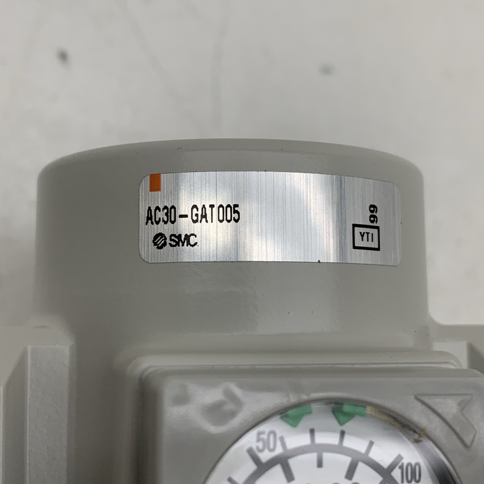 SMC AR30-N02BE-Z-B Compressed Air Regulator 1/4″ NPT, 7-125PSI (AC30-GAT005)