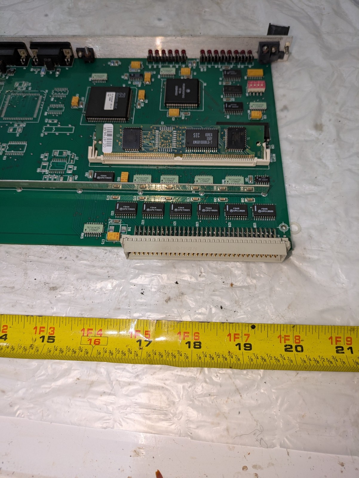 VAN DORN PCB PC330-081 REV A COMMUNICATIONS PCB SLOT CARD