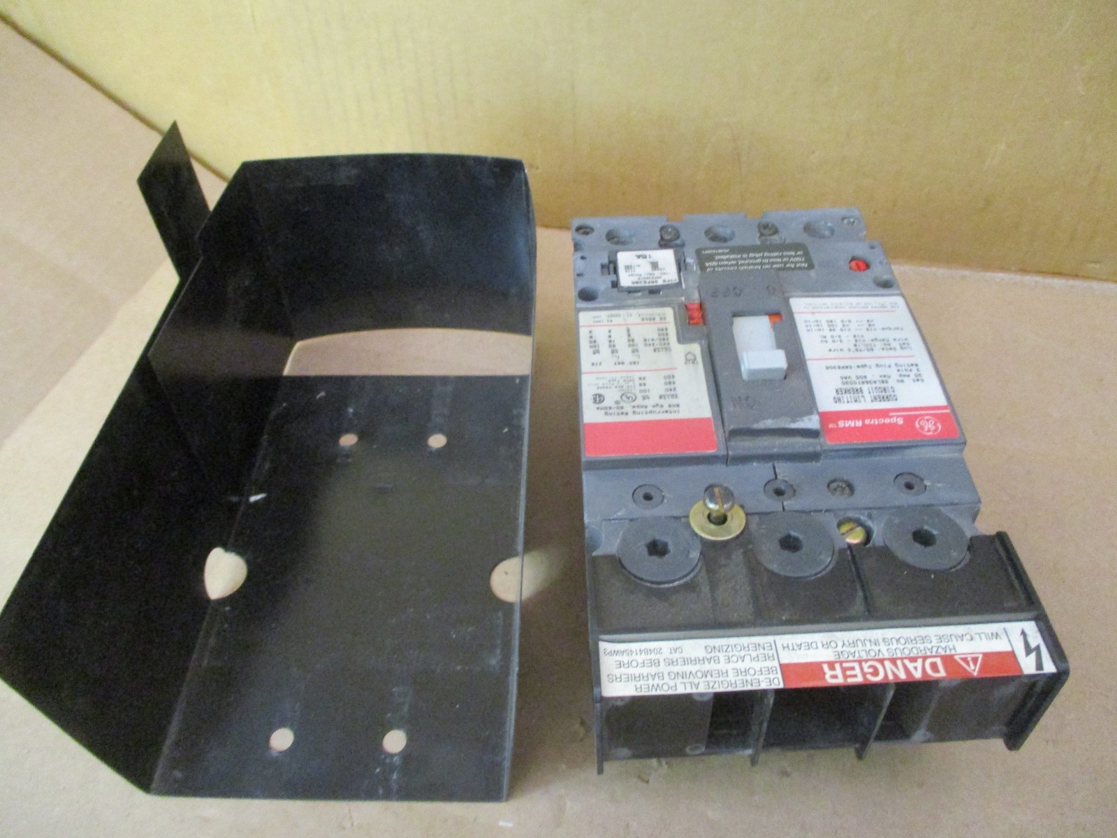 GE Spectra RMS SELA36AT0030 Current Limiting Circuit Breaker 30A Max. 53135PRX