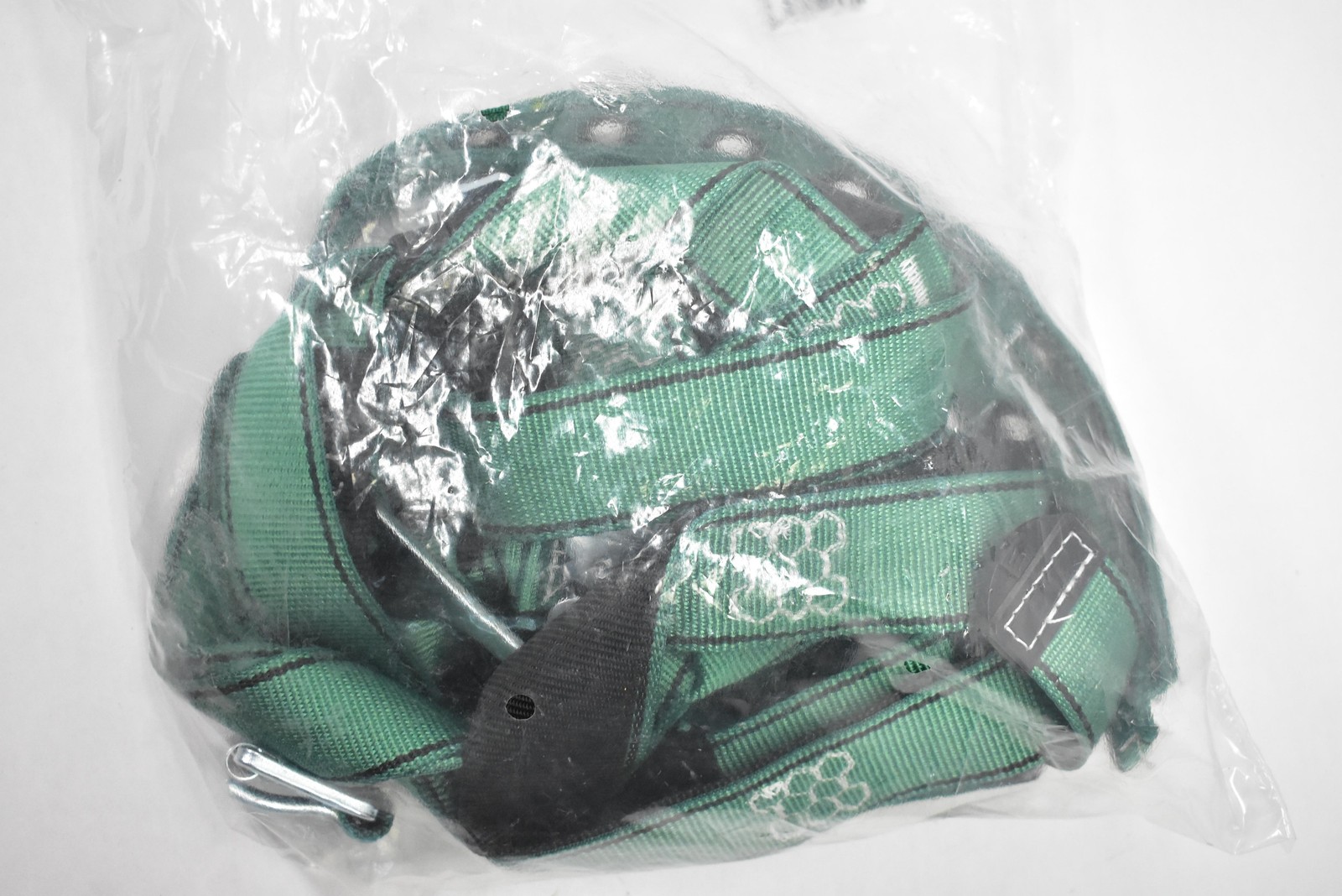 MSA V-FORM+ Full Body Safety Harness XL QC Tongue Buckle D-Rings PN 10206072