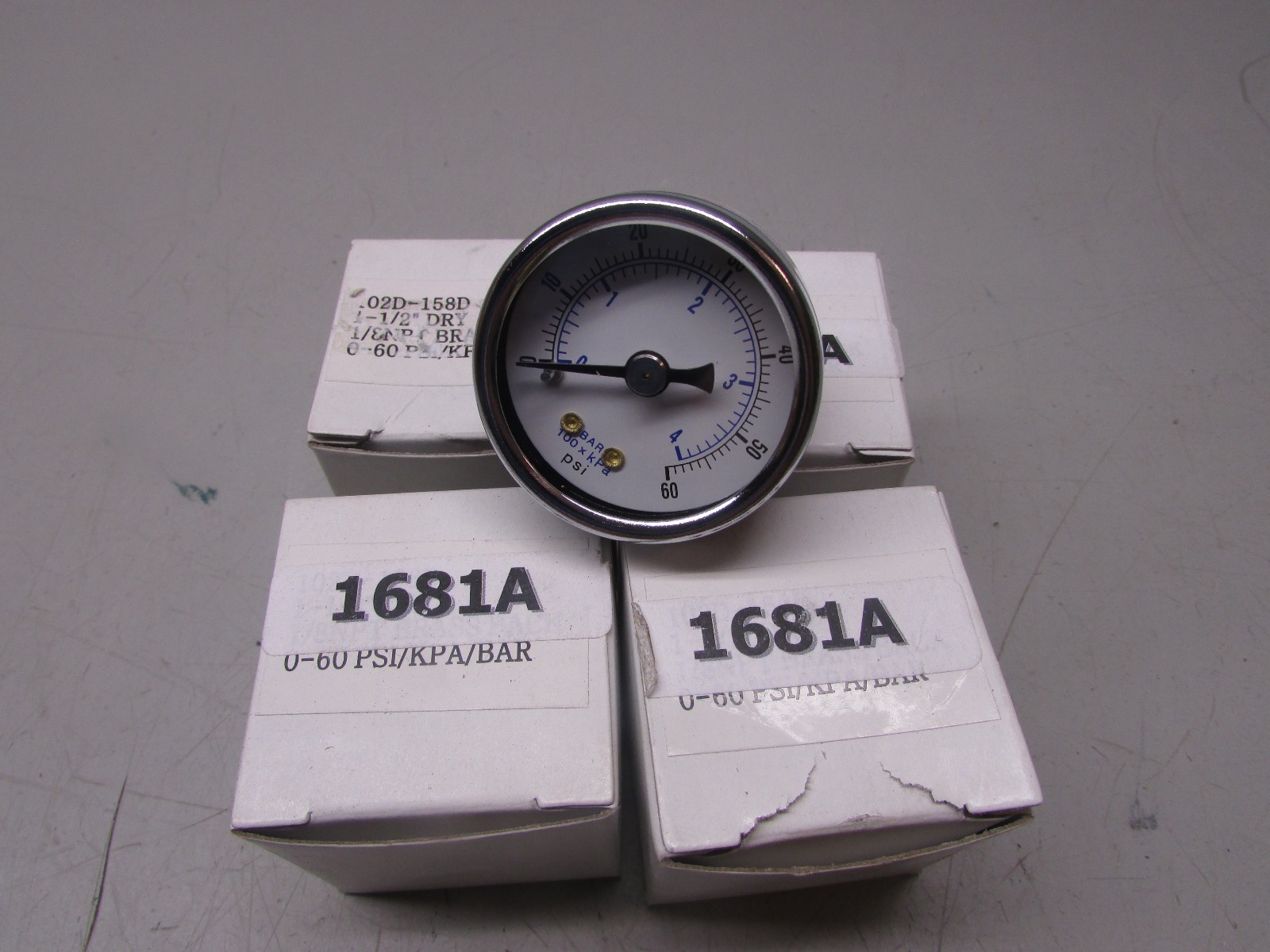 102D-158D Gauge 0-60psi 1-1/2″ 1/8″npt BC Lot of 4!