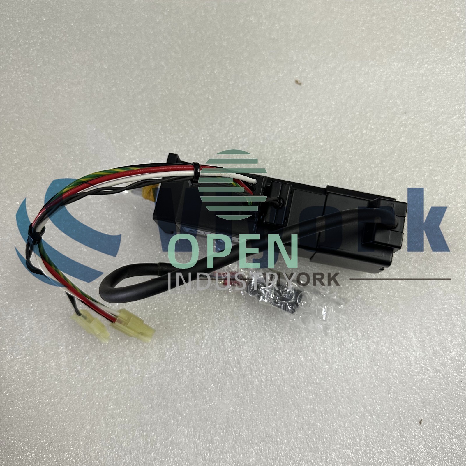 New in box 1PCS Mitsubishi HC-KFS13E1BL-S18 AC SERVO MOTOR
