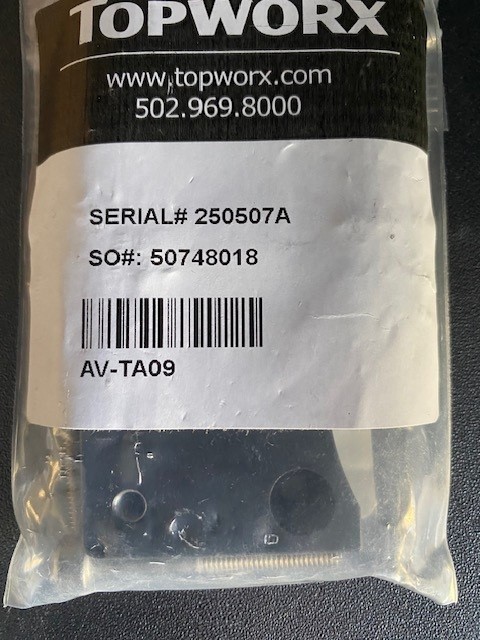 Topworx AV-TA09 Mounting Kit NAMUR 80x30x20 NIB