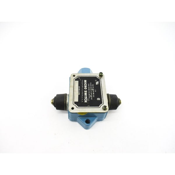 MICRO SWITCH BAF1-3CNX1 480VAC 15A UNMP