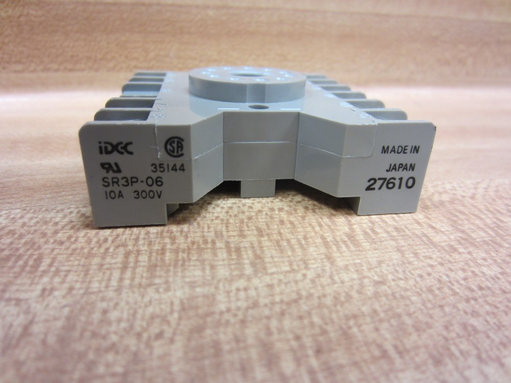 IDEC SR3P-06 Relay Socket SR3P06 (Pack of 3)