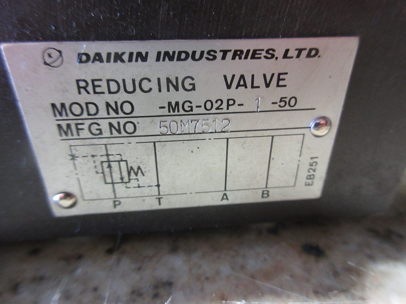 DAIKIN INDUSTRIES REDUCING VALVE UNIT -MG-02P-1-50 MFG 50M7512 CNC