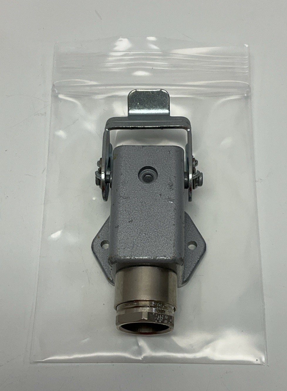 Lapp 10.4245 Surface Mount Base for Epic HA Series Connector