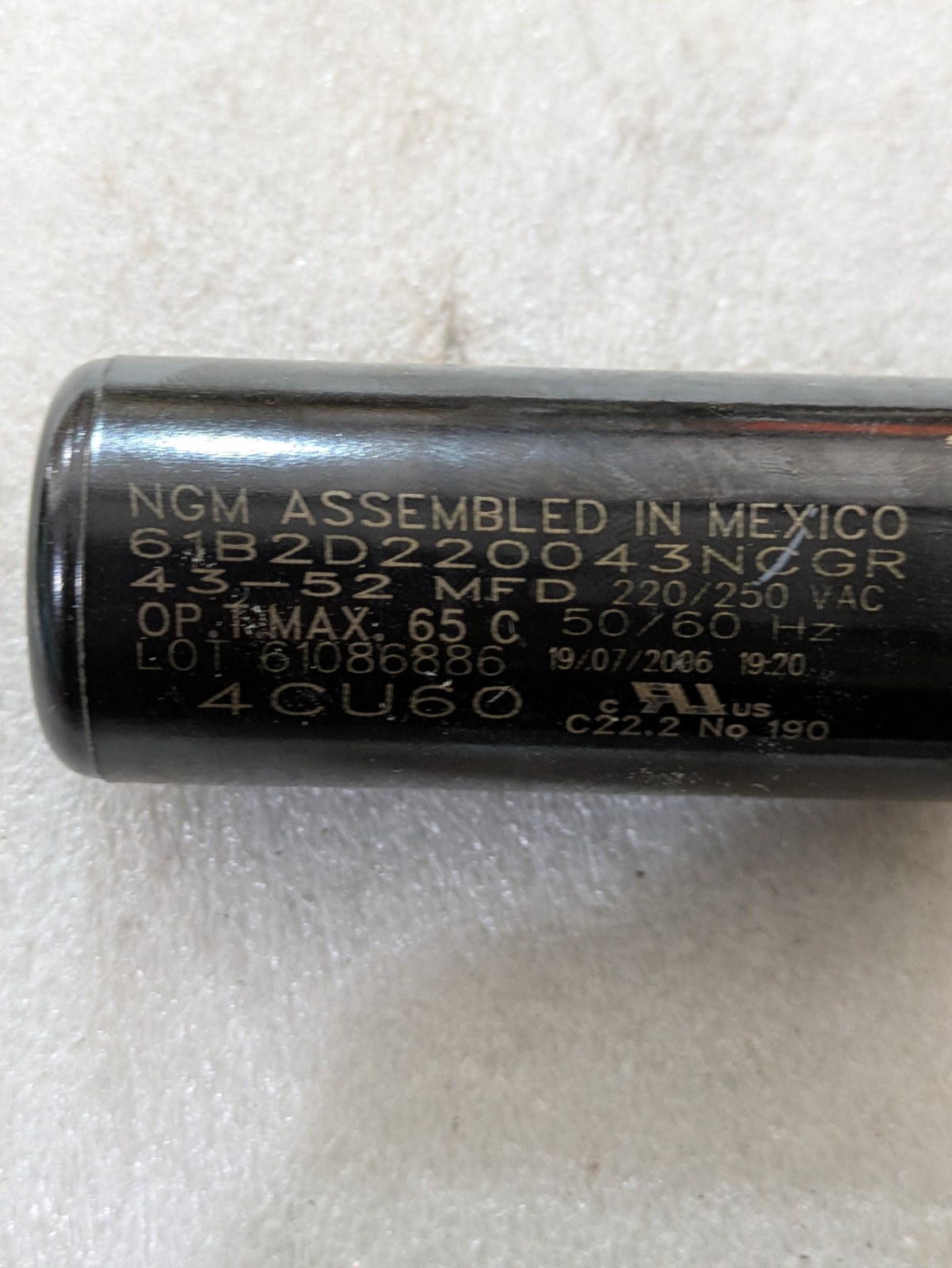 NGM 61B2D220043NCGR Motor Start Capacitor 43-52MFD 220-250VAC 50/60Hz Industrial