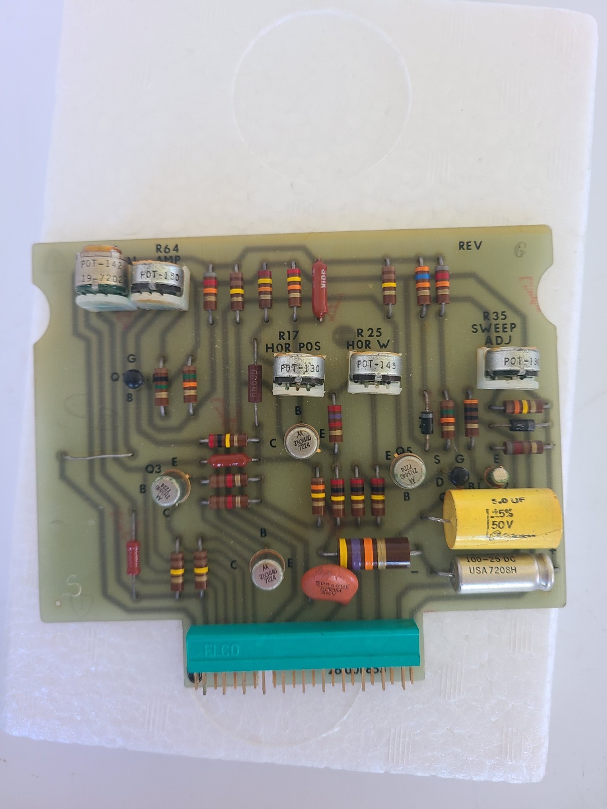 Vintage Board 261001-853 With Elco 7022