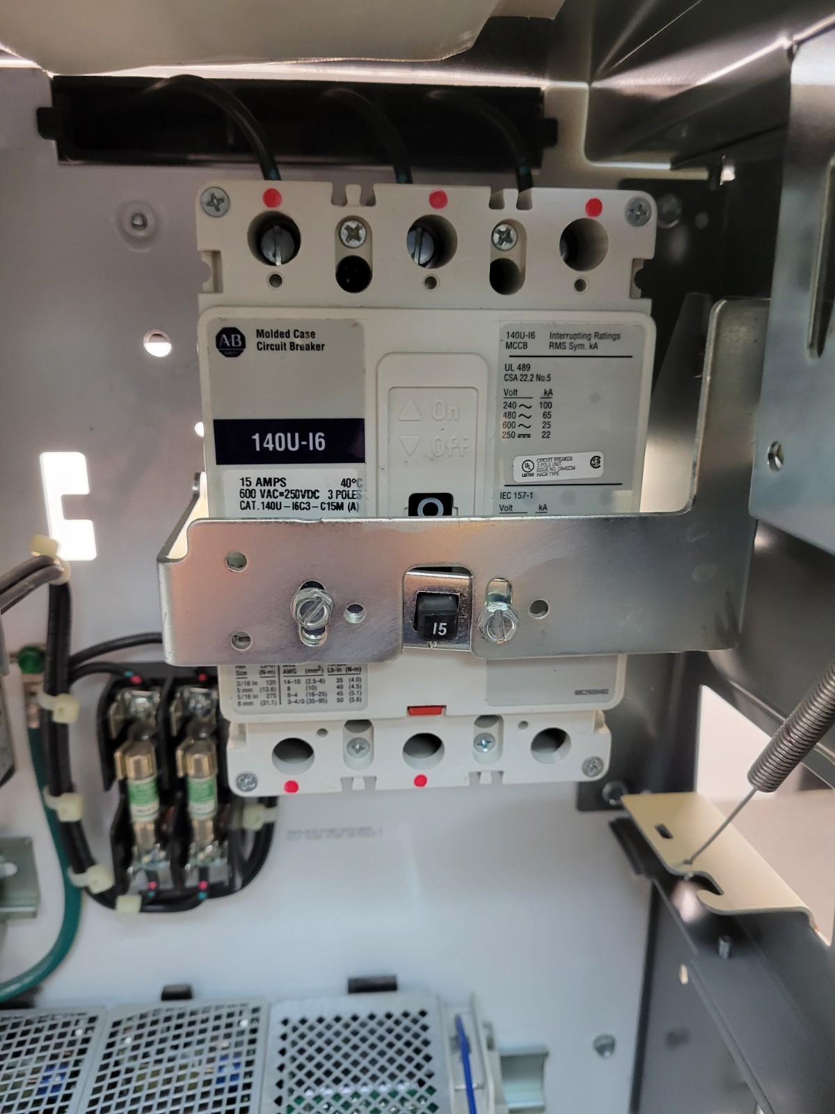 Allen Bradley #2100-DPS8KB-30CM-767C.