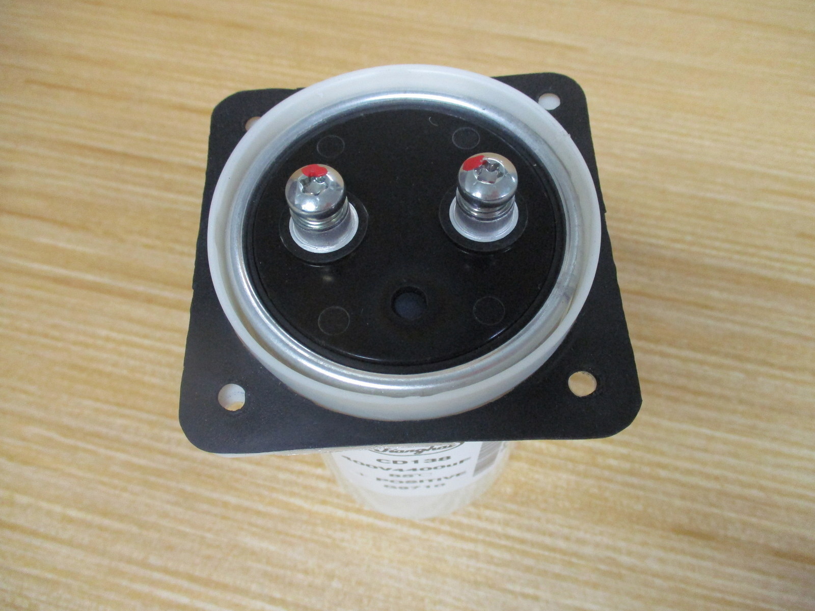 Jianghai CD138 400V 4400uF Capacitor CD138 Cracked Housing
