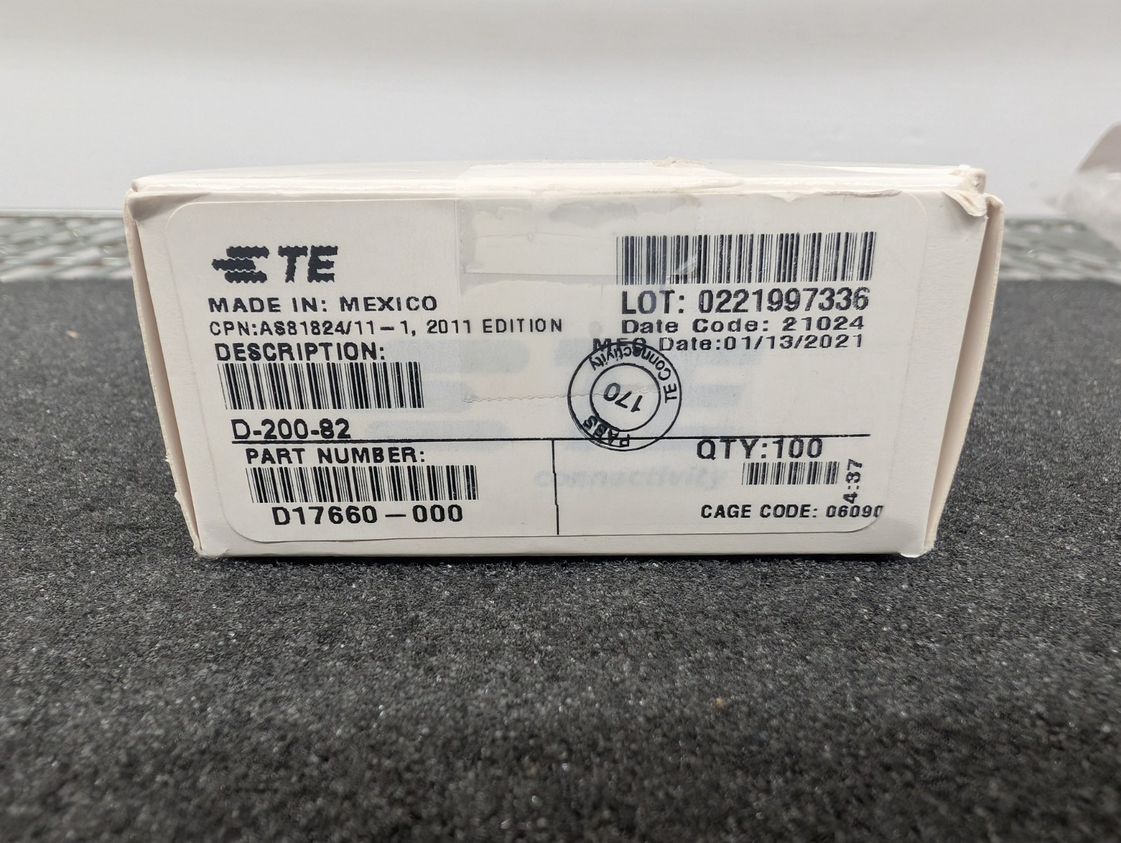 New, AMP/Tyco, D-200-82, CONN SPLICE 20-26 AWG CRIMP – Lot of 4
