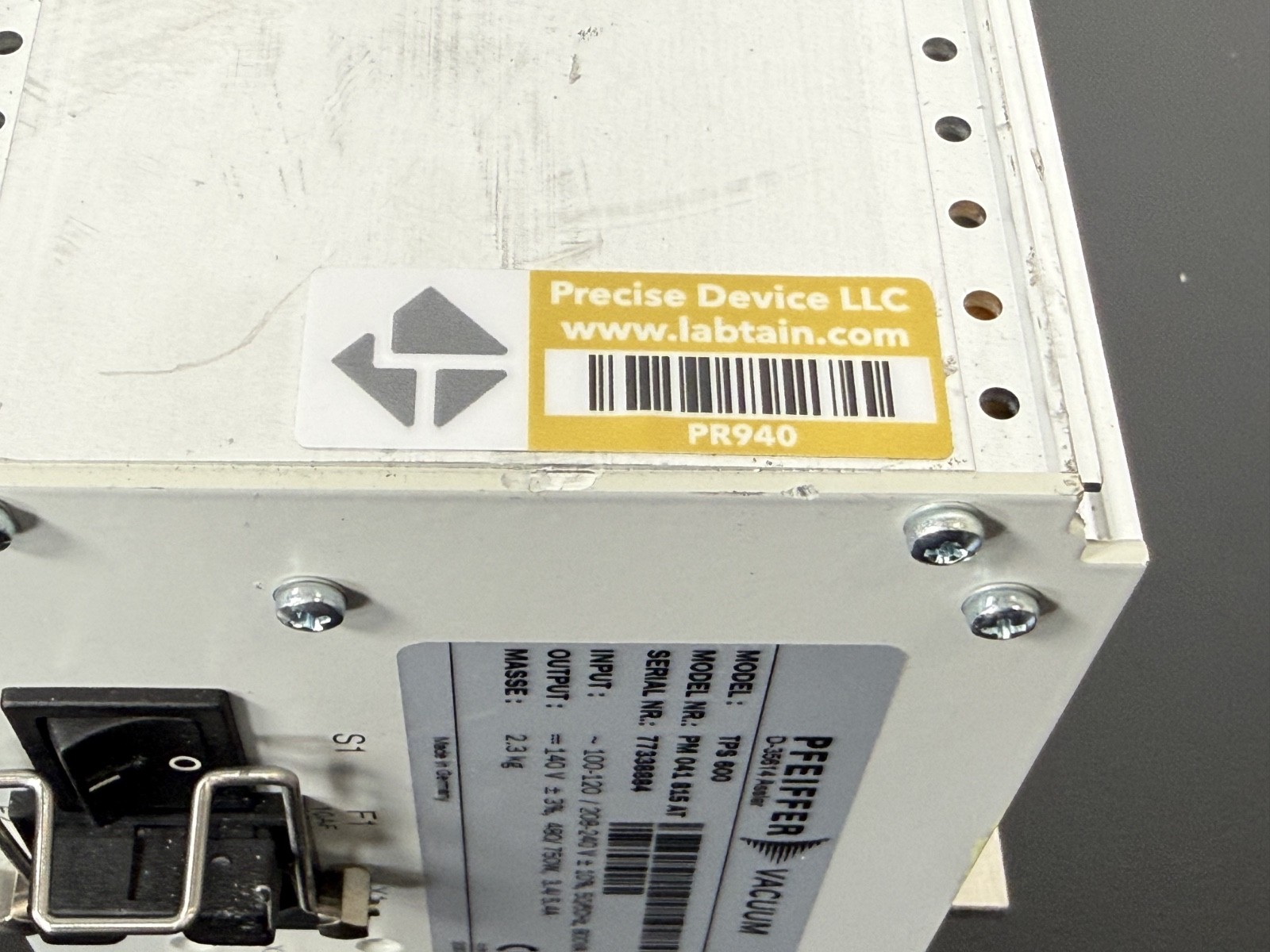 Pfeiffer Vacuum TPS 600 Turbo Pump Power Supply Controller PM041815AT