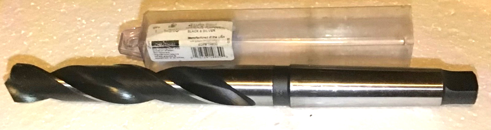 NEW VIKING #4 TAPER SHANK DRILL SIZE 1-3/16” Black & Silver. USA