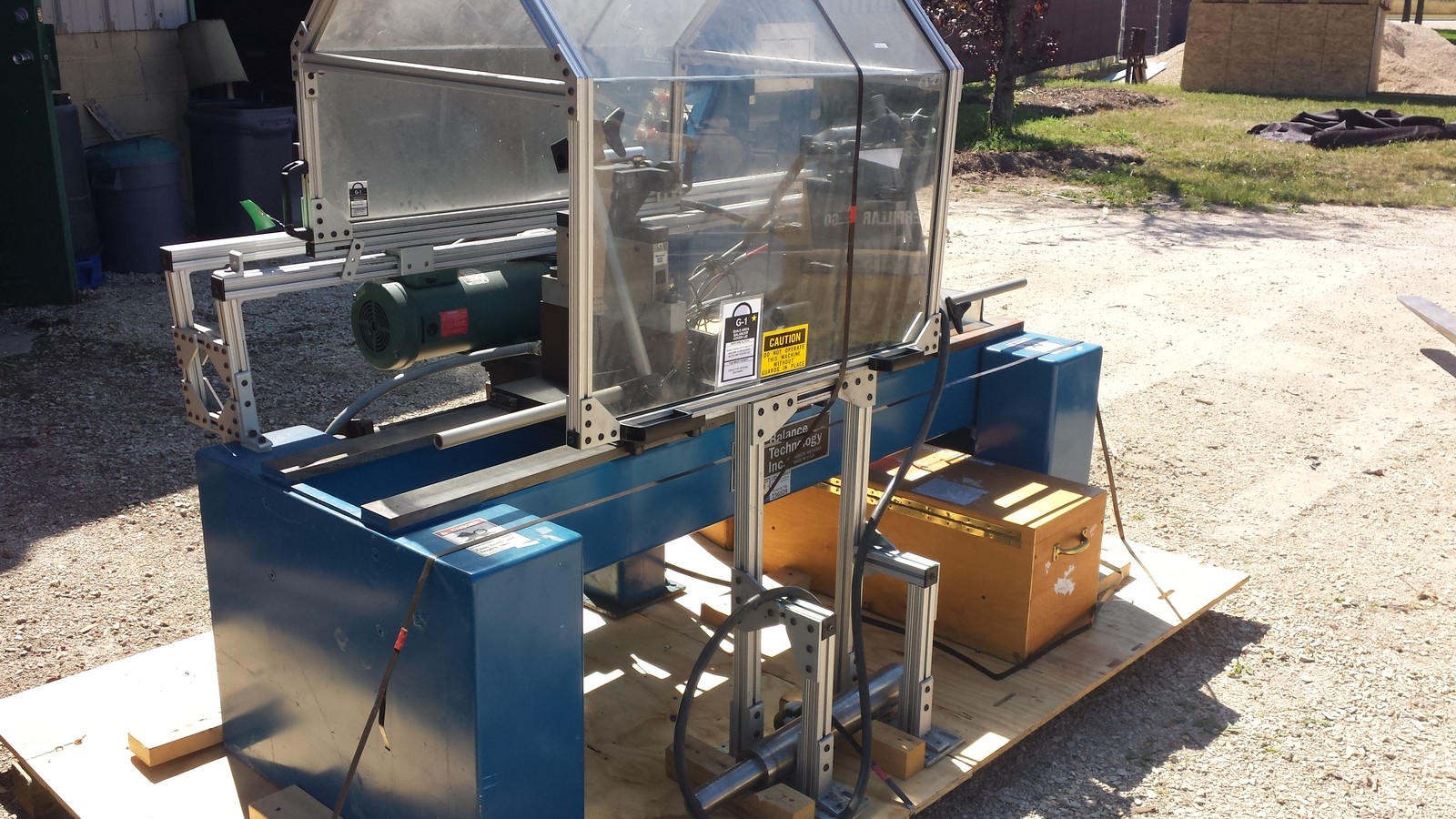 250 lb. Balance Technology Inc #H-250 Horizontal Balancer w/Safety Shield