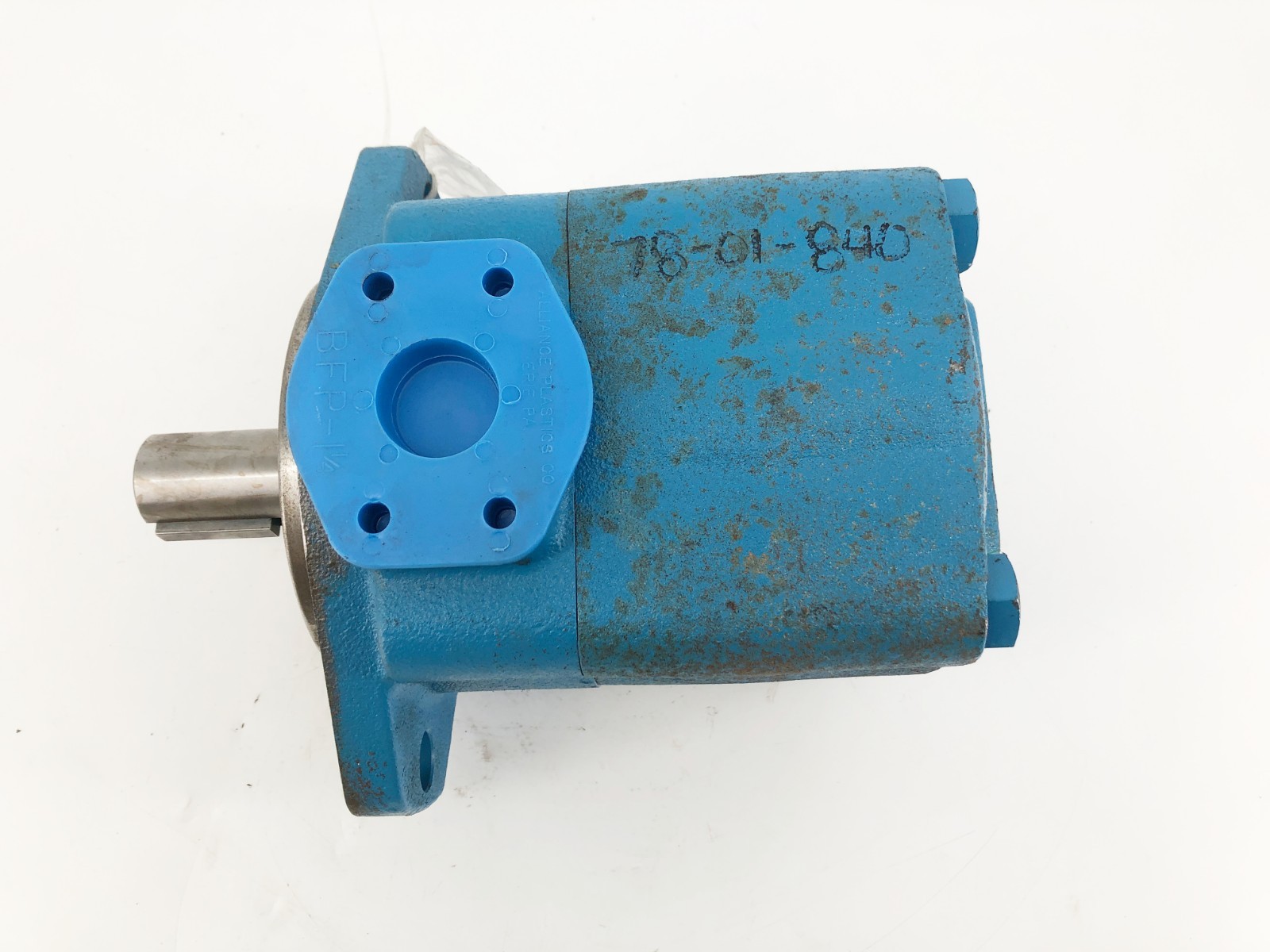 New Metaris 35V30A-1A22R Fixed Displacement Vane Pump 02-137126-1 – No Box