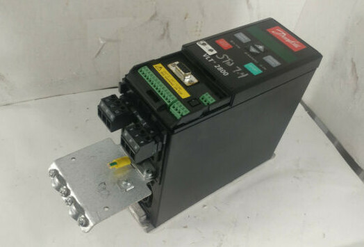 1 USED DANFOSS 195N1027 AC INVERTER DRIVE ***MAKE OFFER***