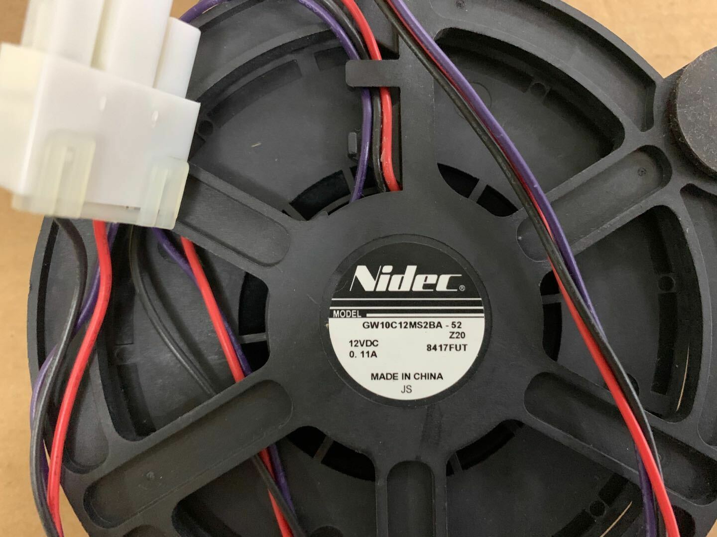 1PCS Nidec GW10C12MS2BA-52 DC12V 0.11A Haier refrigerator built-in cooling fan