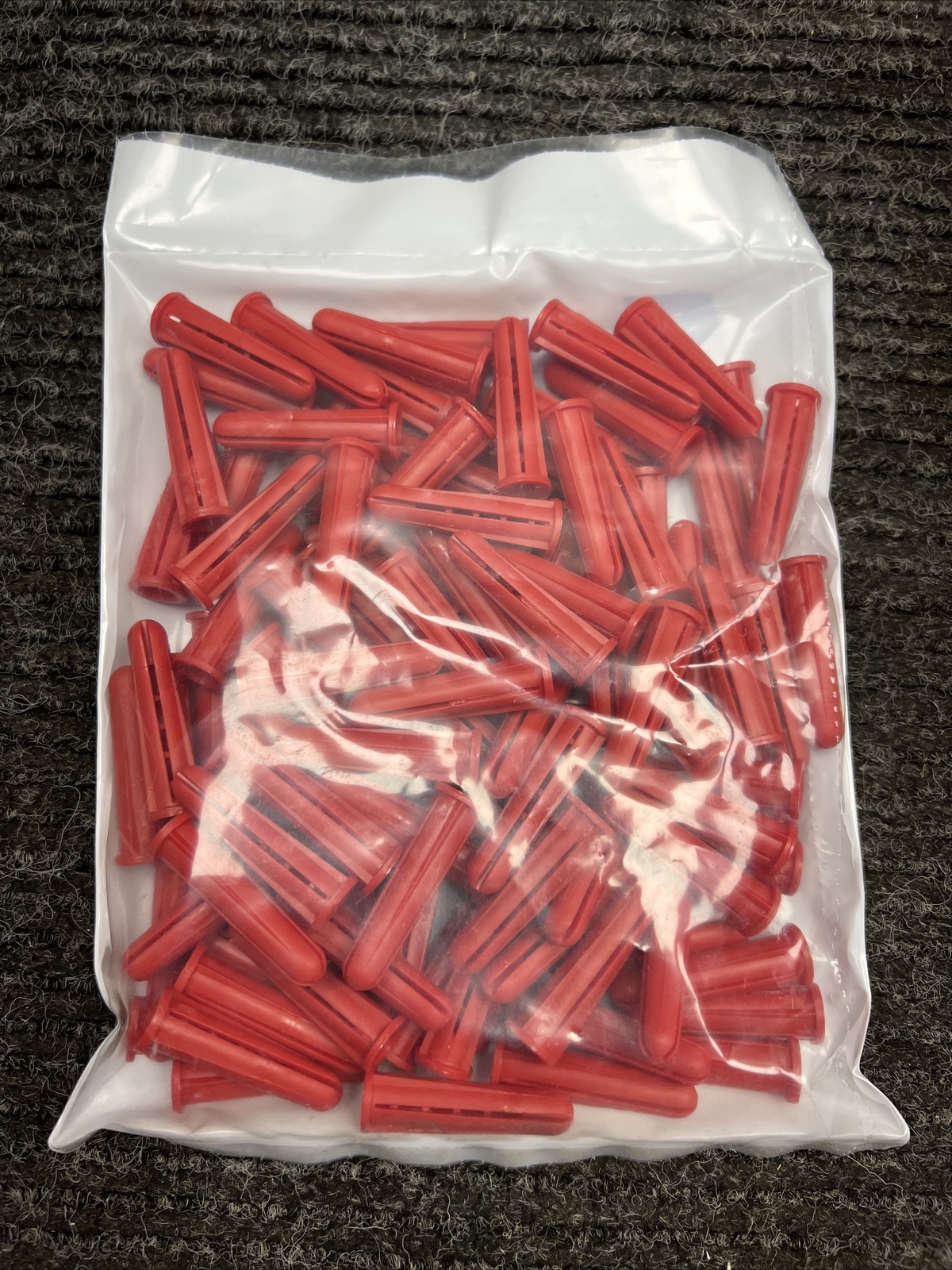 New FASTENAL 50980 Conical Anchor 100 Pieces